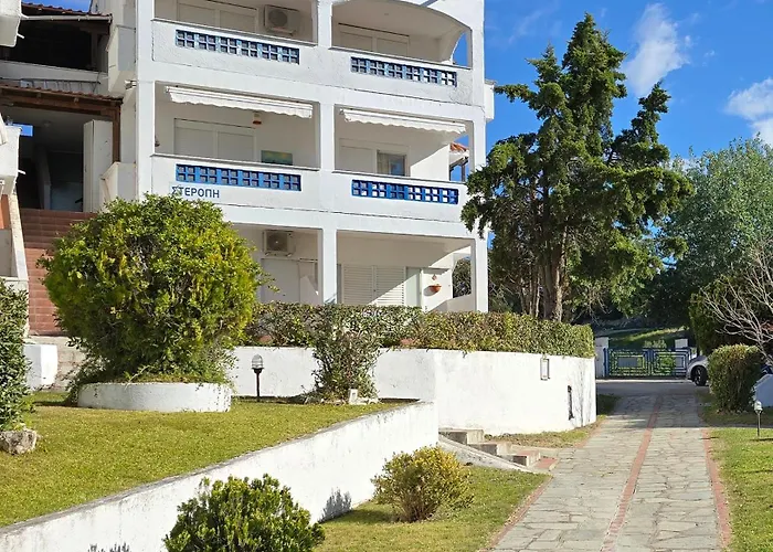 Beachfront 1br Siviri