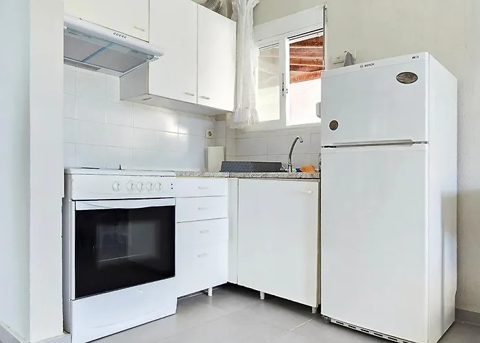 Beachfront 1br * Siviri